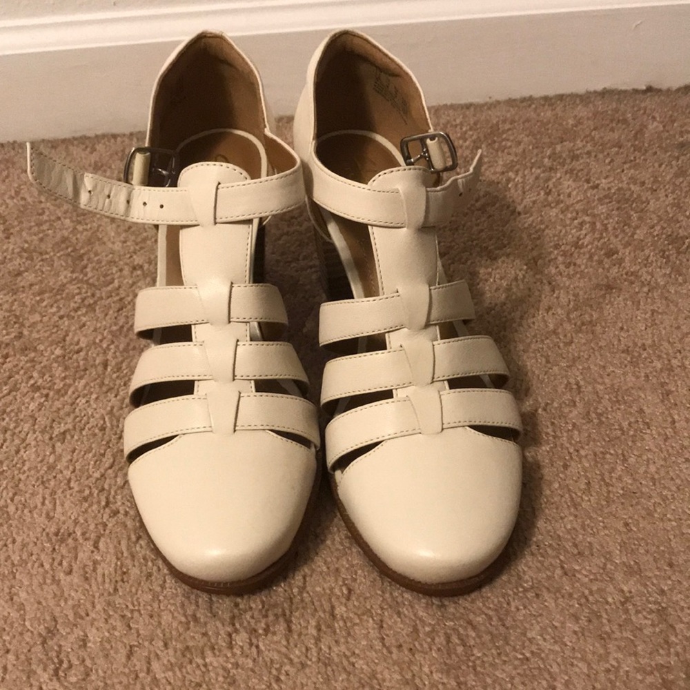 Brand new Clark’s heels